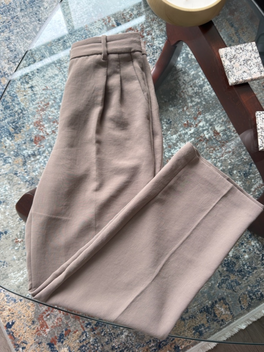 Aritzia Effortless Pant